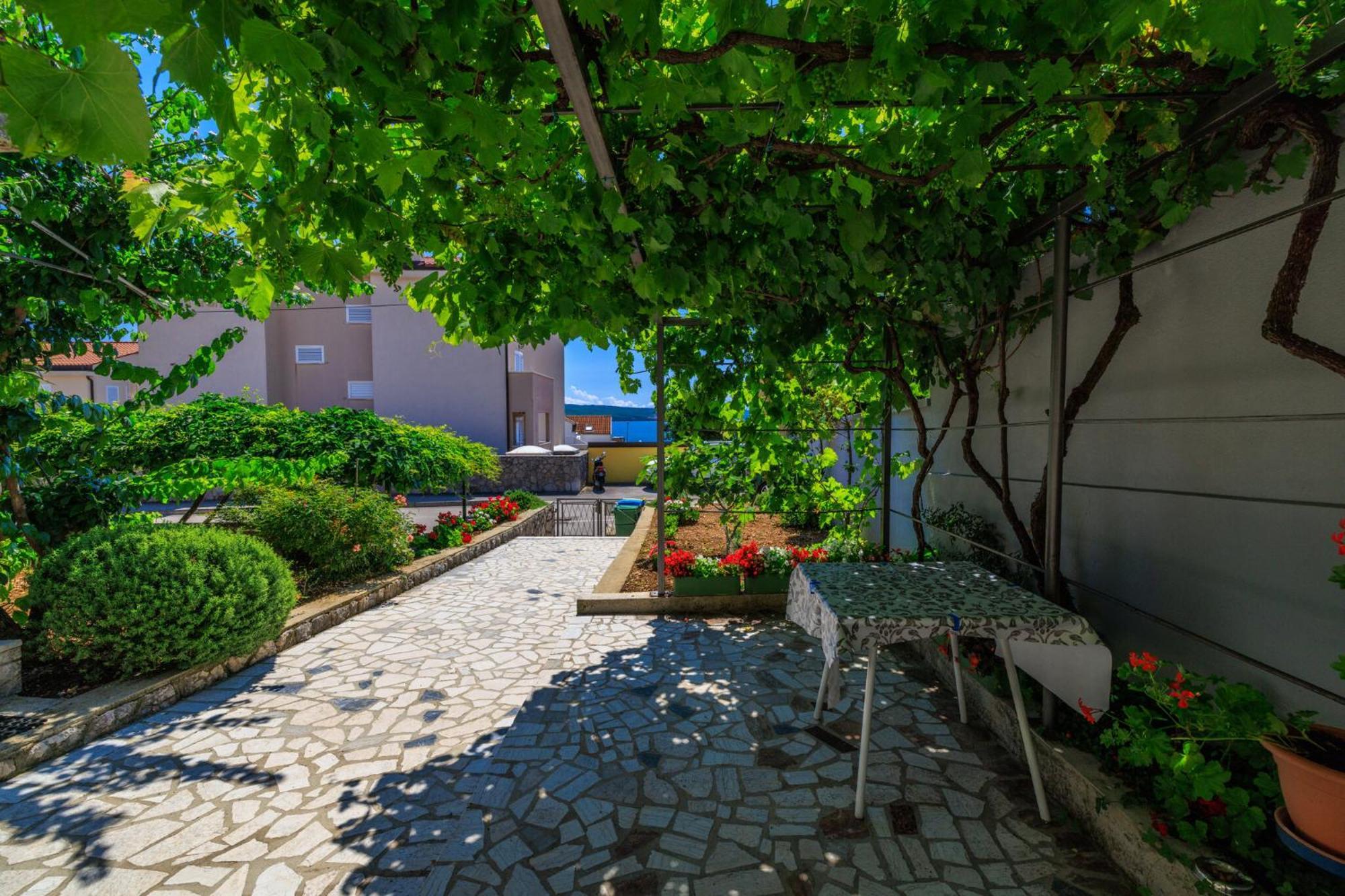Srebrnjak Dramalj Exterior foto